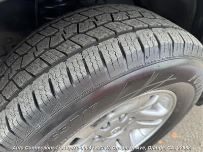 2006 Toyota Sequoia SR5   - Photo 41 - Orange, CA 92868