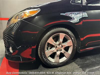 2013 Toyota Sienna SE 8-Passenger   - Photo 39 - Orange, CA 92868