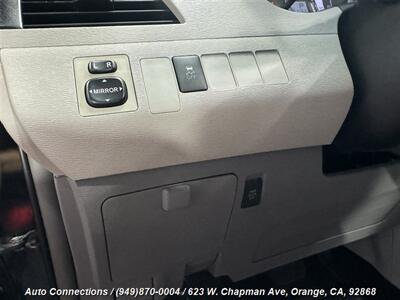 2013 Toyota Sienna SE 8-Passenger   - Photo 26 - Orange, CA 92868