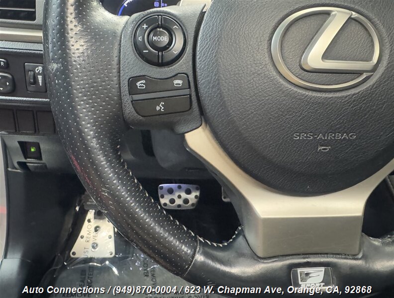 2015 Lexus CT Base photo 13