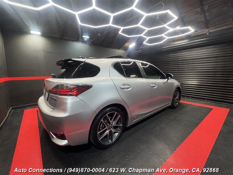 2015 Lexus CT Base photo 3