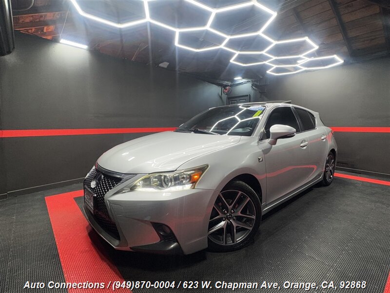 2015 Lexus CT Base photo 2