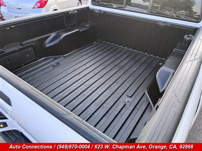 2006 Toyota Tacoma PreRunner V6   - Photo 21 - Orange, CA 92868