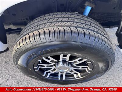 2006 Toyota Tacoma PreRunner V6   - Photo 33 - Orange, CA 92868