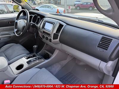 2006 Toyota Tacoma PreRunner V6   - Photo 10 - Orange, CA 92868