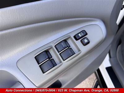2006 Toyota Tacoma PreRunner V6   - Photo 18 - Orange, CA 92868