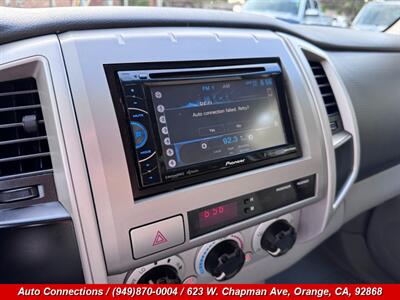 2006 Toyota Tacoma PreRunner V6   - Photo 16 - Orange, CA 92868