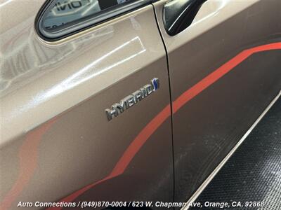 2016 Toyota Prius v Three   - Photo 28 - Orange, CA 92868