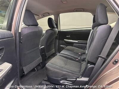 2016 Toyota Prius v Three   - Photo 9 - Orange, CA 92868