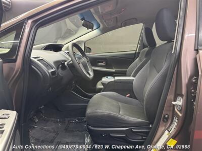 2016 Toyota Prius v Three   - Photo 6 - Orange, CA 92868