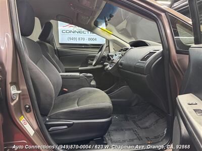 2016 Toyota Prius v Three   - Photo 7 - Orange, CA 92868