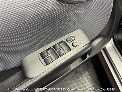 2008 Honda Fit Sport   - Photo 21 - Orange, CA 92868