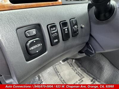 2007 Toyota Camry SLE V6 - Photo 21 - Orange, CA 92868