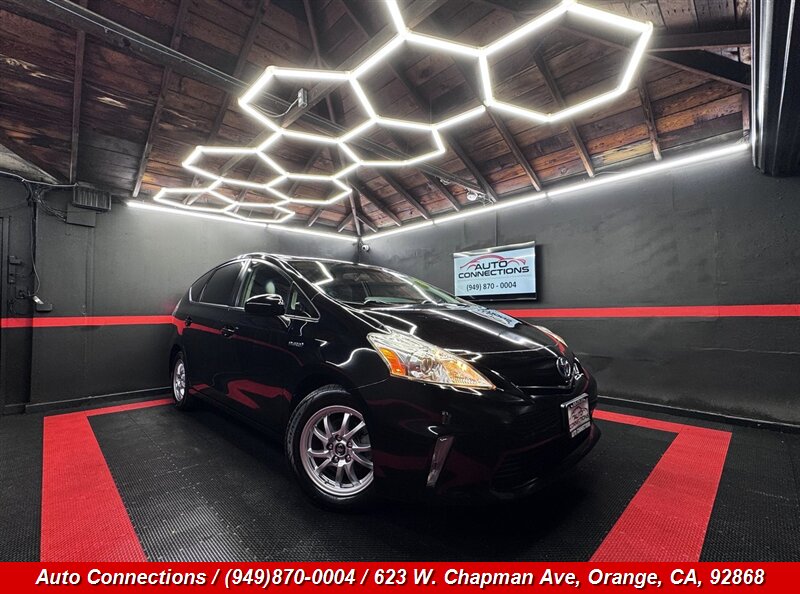 2014 Toyota Prius v Two   - Photo 1 - Orange, CA 92868