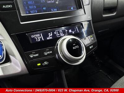 2014 Toyota Prius v Two   - Photo 16 - Orange, CA 92868
