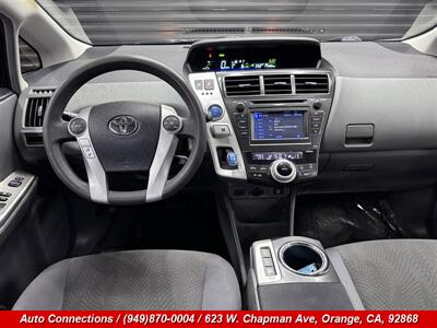 2014 Toyota Prius v Two   - Photo 12 - Orange, CA 92868