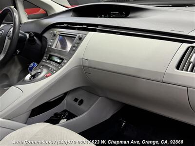 2013 Toyota Prius Two   - Photo 10 - Orange, CA 92868
