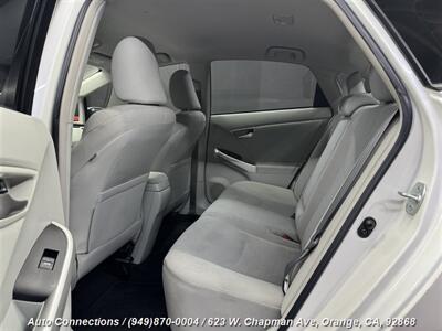 2013 Toyota Prius Two   - Photo 9 - Orange, CA 92868