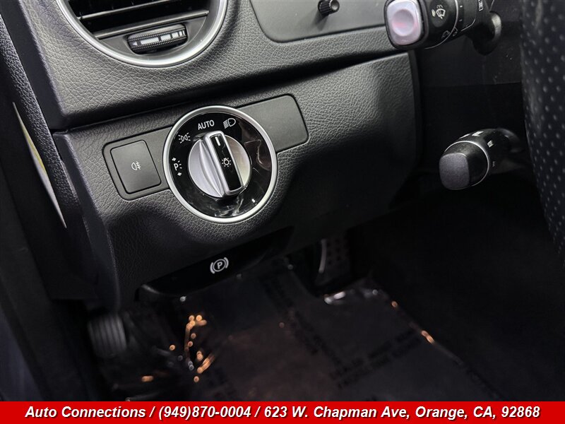 2013 Mercedes-Benz C 250 Sport - Photo 21 - Orange, CA 92868