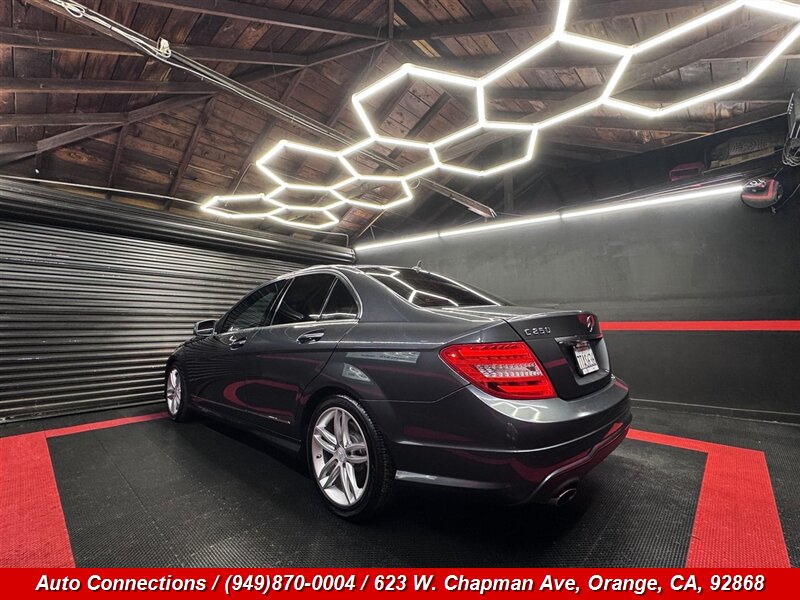 2013 Mercedes-Benz C 250 Sport - Photo 4 - Orange, CA 92868