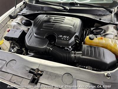 2013 Dodge Charger SE   - Photo 21 - Orange, CA 92868