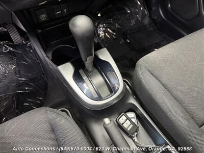 2015 Honda Fit EX   - Photo 14 - Orange, CA 92868