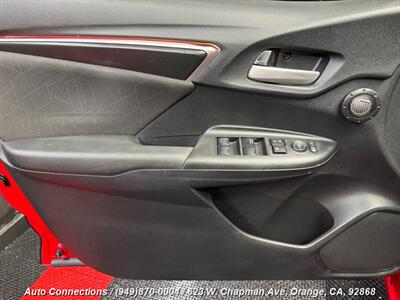 2015 Honda Fit EX   - Photo 23 - Orange, CA 92868