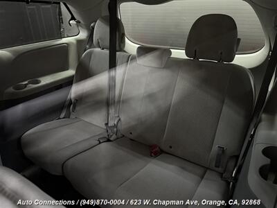2012 Toyota Sienna LE 8-Passenger   - Photo 11 - Orange, CA 92868