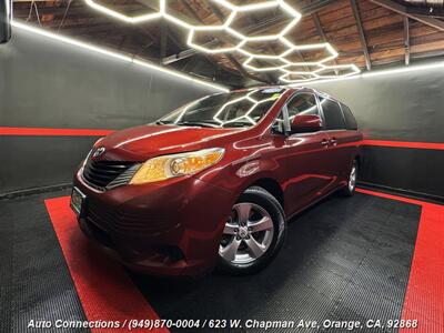 2012 Toyota Sienna LE 8-Passenger   - Photo 2 - Orange, CA 92868