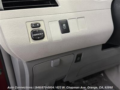 2012 Toyota Sienna LE 8-Passenger   - Photo 21 - Orange, CA 92868