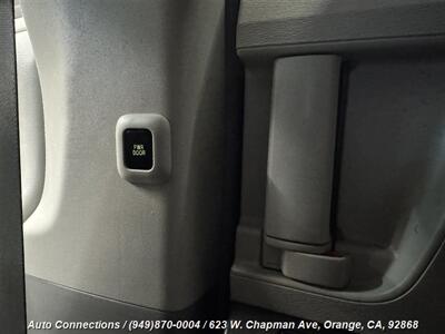 2012 Toyota Sienna LE 8-Passenger   - Photo 26 - Orange, CA 92868