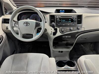 2012 Toyota Sienna LE 8-Passenger   - Photo 14 - Orange, CA 92868