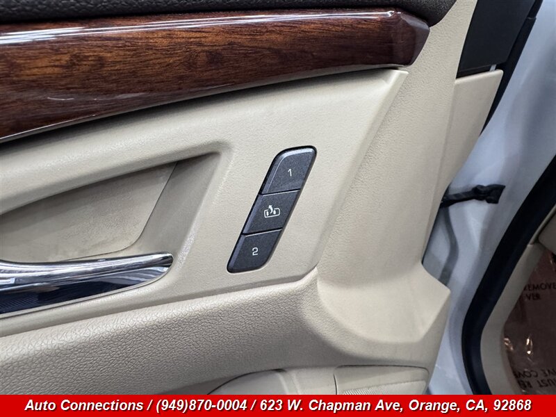 2010 Cadillac CTS 3.0L - Photo 18 - Orange, CA 92868