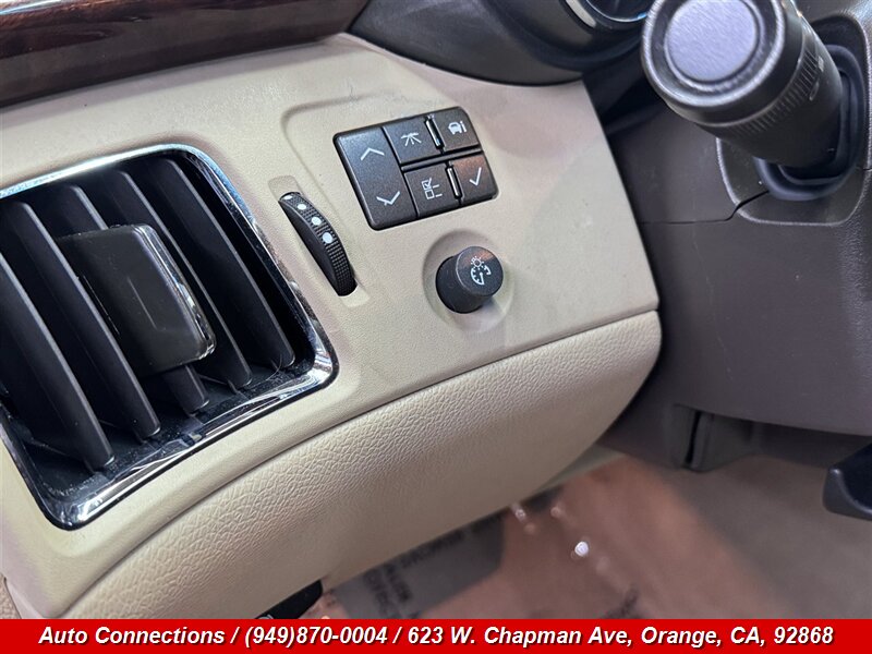 2010 Cadillac CTS 3.0L - Photo 17 - Orange, CA 92868