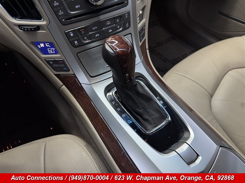 2010 Cadillac CTS 3.0L - Photo 14 - Orange, CA 92868