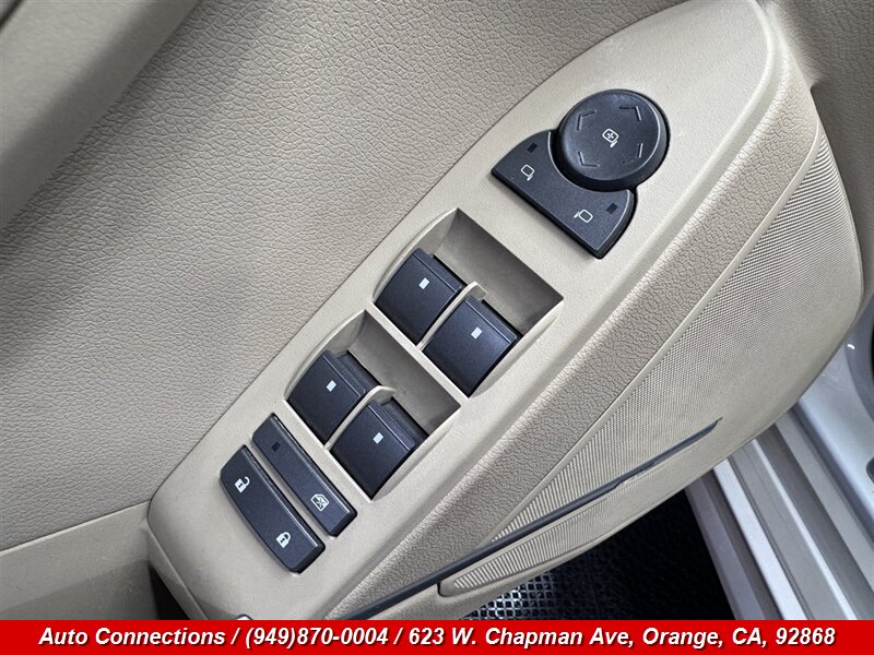 2010 Cadillac CTS 3.0L - Photo 19 - Orange, CA 92868