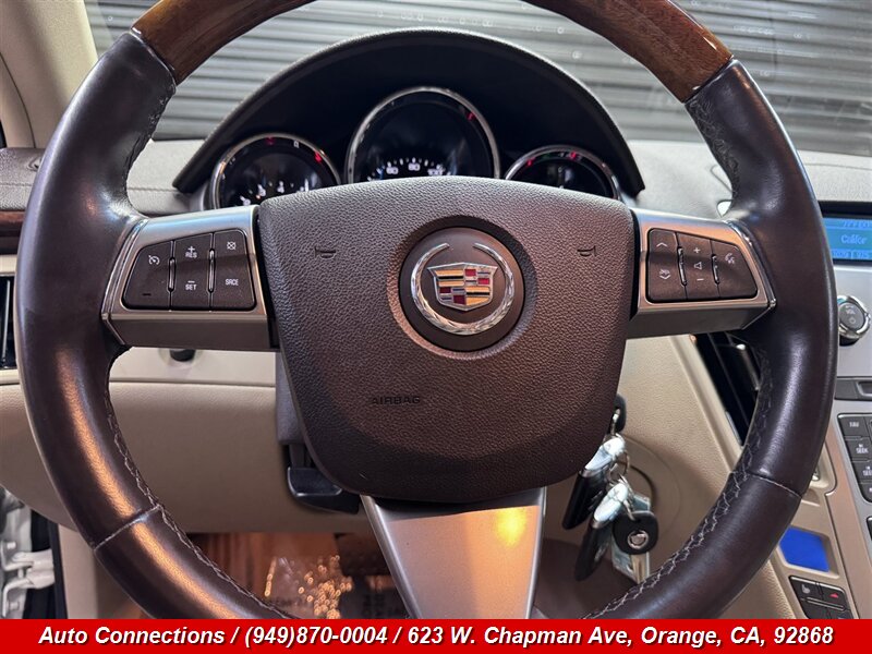 2010 Cadillac CTS 3.0L - Photo 13 - Orange, CA 92868