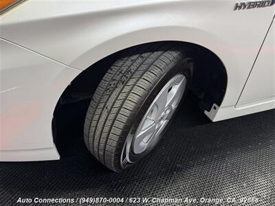 2011 Toyota Prius Four   - Photo 37 - Orange, CA 92868