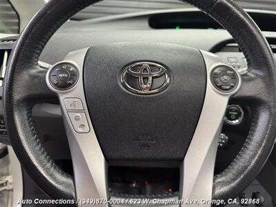 2011 Toyota Prius Four   - Photo 13 - Orange, CA 92868