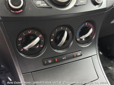 2012 Mazda Mazda3 i Sport   - Photo 15 - Orange, CA 92868