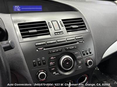 2012 Mazda Mazda3 i Sport   - Photo 16 - Orange, CA 92868