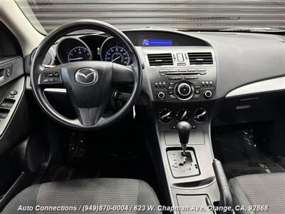 2012 Mazda Mazda3 i Sport   - Photo 12 - Orange, CA 92868