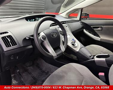 2014 Toyota Prius Two - Photo 6 - Orange, CA 92868