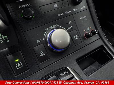 2014 Lexus CT 200h   - Photo 14 - Orange, CA 92868
