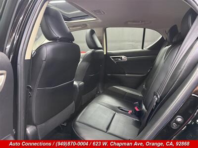 2014 Lexus CT 200h   - Photo 9 - Orange, CA 92868