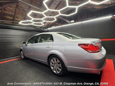 2007 Toyota Avalon XLS   - Photo 4 - Orange, CA 92868