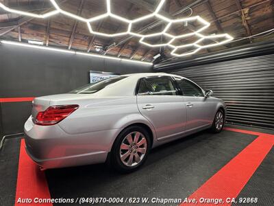 2007 Toyota Avalon XLS   - Photo 3 - Orange, CA 92868