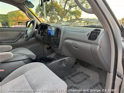 2003 Toyota Sequoia SR5   - Photo 12 - Orange, CA 92868
