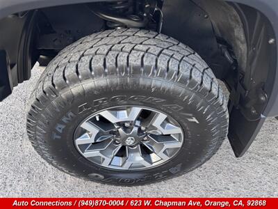 2017 Toyota Tacoma TRD Off-Road   - Photo 43 - Orange, CA 92868
