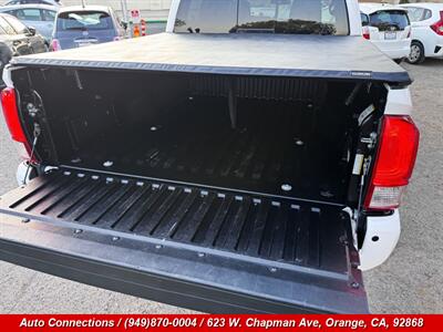 2017 Toyota Tacoma TRD Off-Road   - Photo 26 - Orange, CA 92868